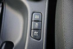 2024 Toyota Yaris Ascent Sport Hybrid