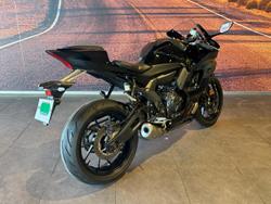 2025 Yamaha YZF-R7 LAMs YZF-R Black