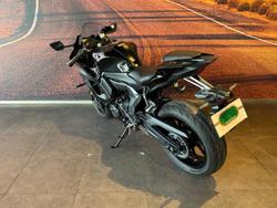 2025 Yamaha YZF-R7 LAMs YZF-R Black