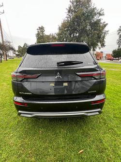 2025 Mitsubishi Outlander Exceed Tourer ZM MY25 AWD Graphite Grey with Black Mica Roof