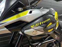 2017 SUZUKI V-STROM 1000 (ABS) (DL1000A) Yellow