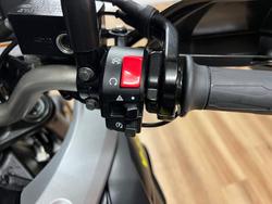 2017 SUZUKI V-STROM 1000 (ABS) (DL1000A) Yellow