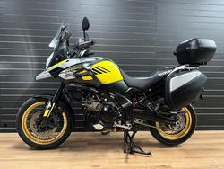 2017 SUZUKI V-STROM 1000 (ABS) (DL1000A) Yellow