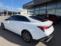 2025 Hyundai i30 Hybrid