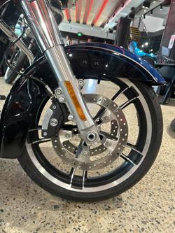 2018 Harley-Davidson Street Glide Anniversary 107 (FLHX_ANV) Touring