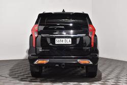 2020 Mitsubishi Pajero Sport Exceed