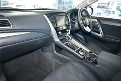 2024 Mitsubishi Pajero Sport GLS