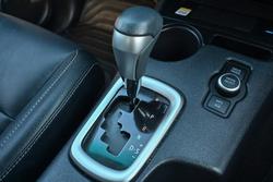2024 Toyota Hilux SR5 48V GUN126R 4X4 Dual Range Frosted White