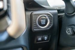 2025 Toyota Landcruiser Prado VX