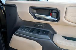 2025 Toyota Landcruiser Prado VX