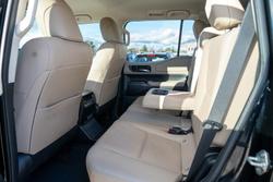 2025 Toyota Landcruiser Prado VX