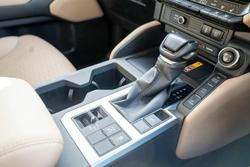 2025 Toyota Landcruiser Prado VX