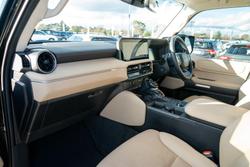 2025 Toyota Landcruiser Prado VX