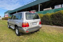 2002 Toyota Landcruiser GXL