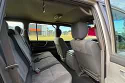 2002 Toyota Landcruiser GXL
