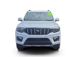 2025 Mahindra Scorpio Z8L+