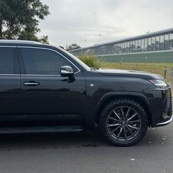 2023 Lexus LX 500d F Sport