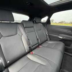 2026 Lexus RX 450h+ Luxury
