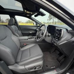 2026 Lexus RX 450h+ Luxury