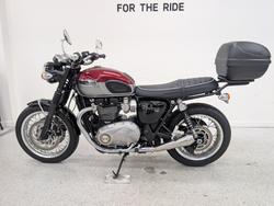 2023 Triumph BONNEVILLE T120 SILVER