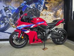2025 Honda CBR650RAC RED