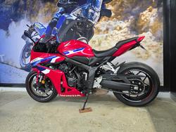 2025 Honda CBR650RAC RED