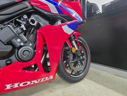 2025 Honda CBR650RAC RED