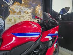 2025 Honda CBR650RAC RED