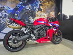 2025 Honda CBR650RAC RED