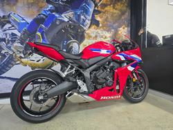 2025 Honda CBR650RAC RED