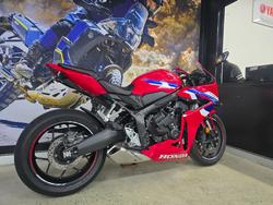 2025 Honda CBR650RAC RED