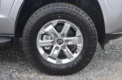 2026 Nissan Navara ST D27 MY26 4X4 Dual Range Summit Silver