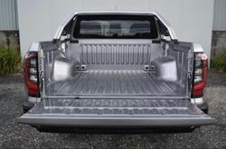 2026 Nissan Navara ST D27 MY26 4X4 Dual Range Summit Silver