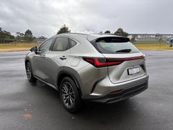 2026 Lexus NX 450h+ Luxury