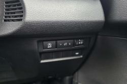 2026 Nissan Navara ST-X D27 MY26 4X4 Dual Range Blizzard White