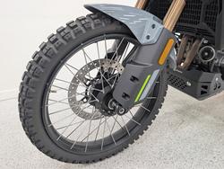 2025 CFMOTO 450 MT grey
