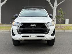 2021 Toyota Hilux SR