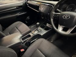 2021 Toyota Hilux SR