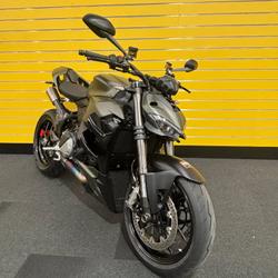 2023 DUCATI STREETFIGHTER V2 Green