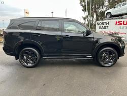 2025 Isuzu MU-X X-TERRAIN