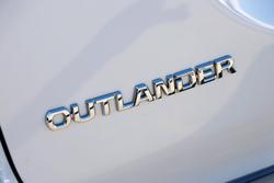 2019 Mitsubishi Outlander LS