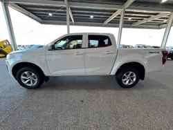 2025 Isuzu D-MAX LS-M