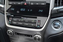 2019 Toyota Landcruiser VX VDJ200R 4X4 Dual Range Glacier White
