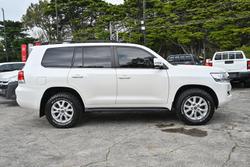 2019 Toyota Landcruiser VX VDJ200R 4X4 Dual Range Glacier White