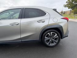2018 Lexus UX 200 Sport Luxury
