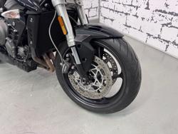 2017 Triumph Street Triple S Street Triple Black