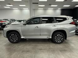 2021 Mitsubishi Pajero Sport GLS