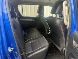 2020 Toyota Hilux SR5