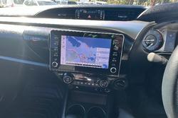 2022 Toyota Hilux SR5