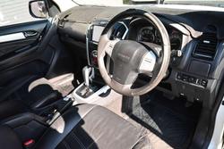 2018 Isuzu MU-X LS-T